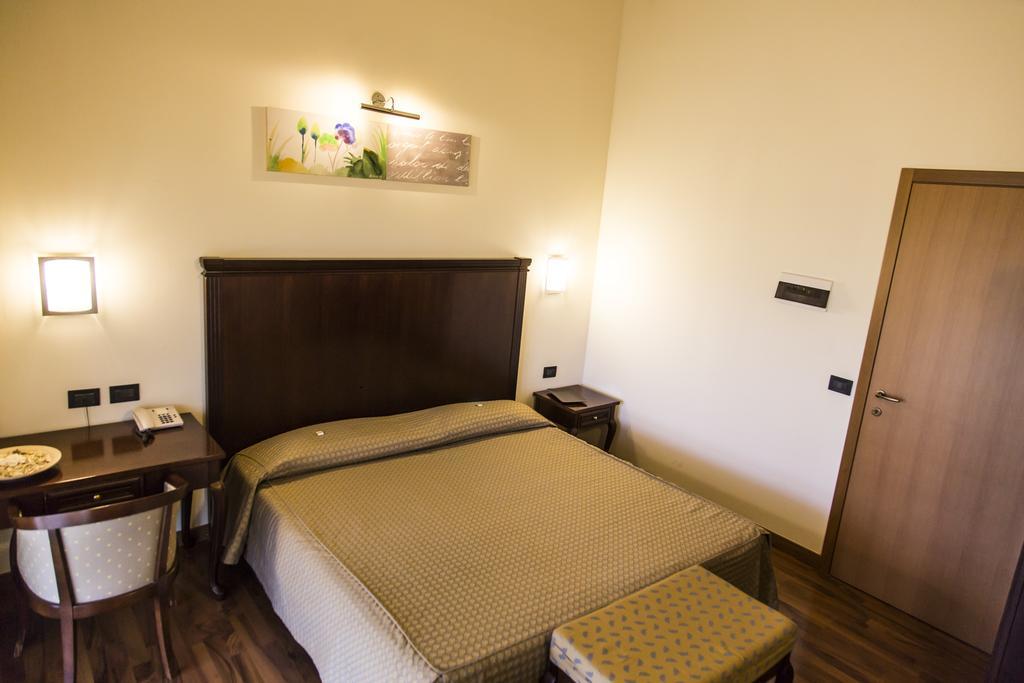Hotel Regio Rubiera Δωμάτιο φωτογραφία